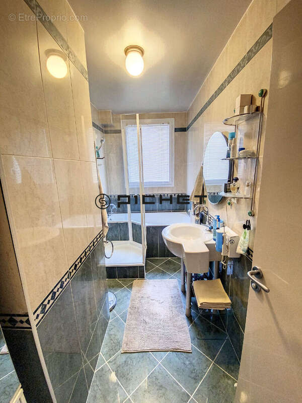 Appartement à SAINT-DENIS