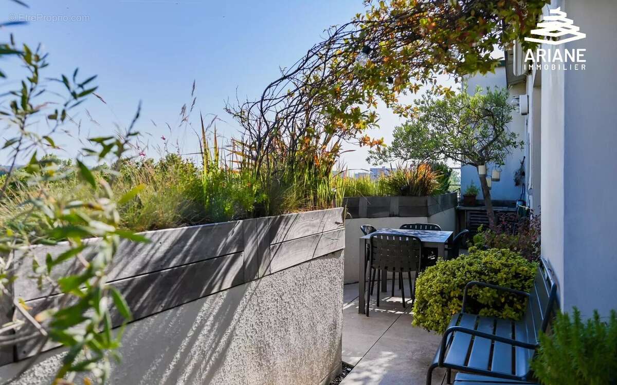 Appartement à LYON-6E