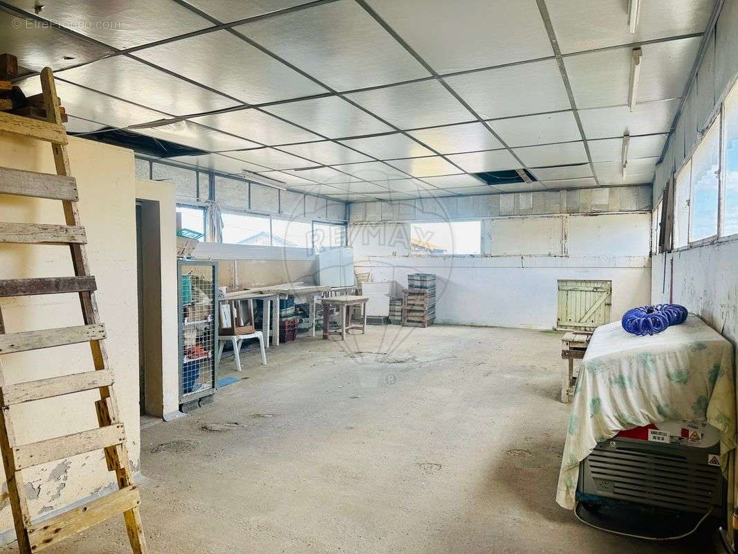 Parking à LA TREMBLADE