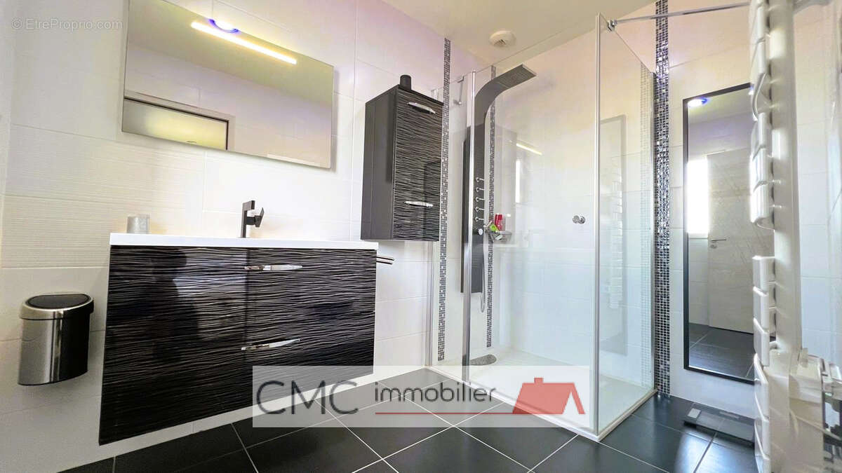 Maison 200 m² à Voves  - photo 21