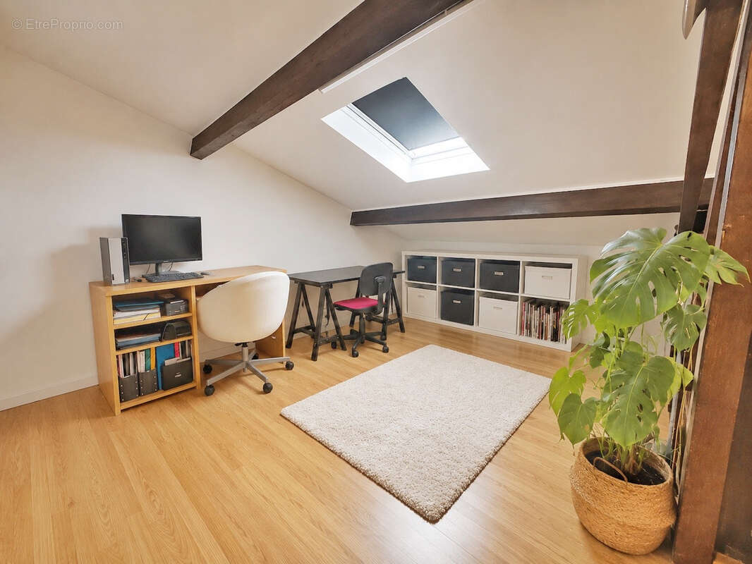 Appartement à SAINT-FONS