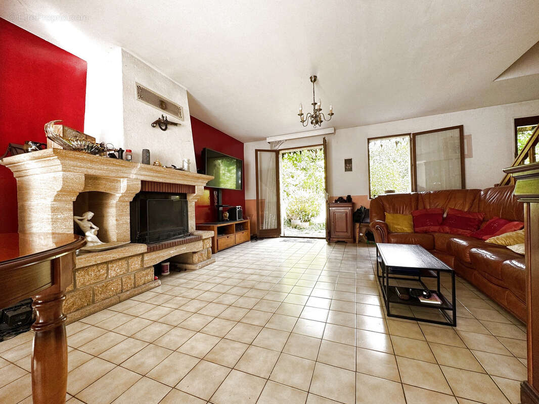 Maison à SURVILLIERS