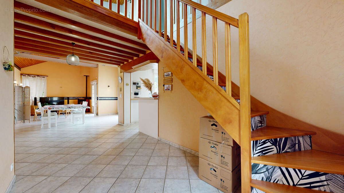 Maison à PARIGNY
