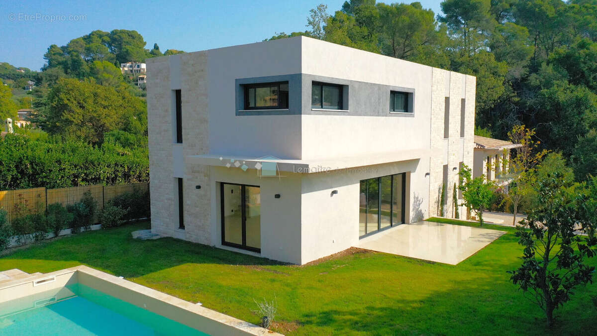Villa neuve contemporaine de 170 m² avec piscine Mougins FNR - photo 7