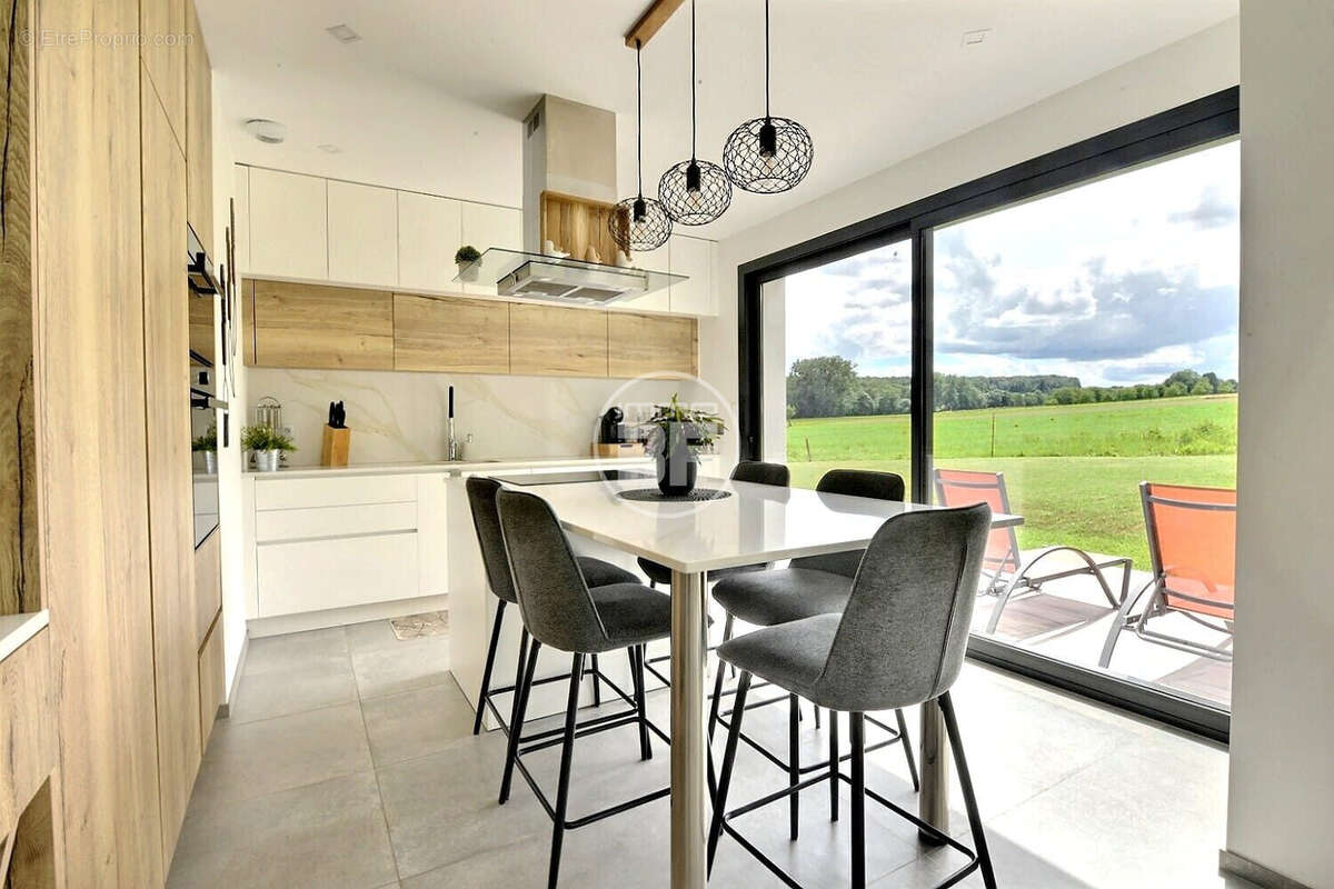 Maison 133 m² à Ranspach-Le-Bas  - photo 4