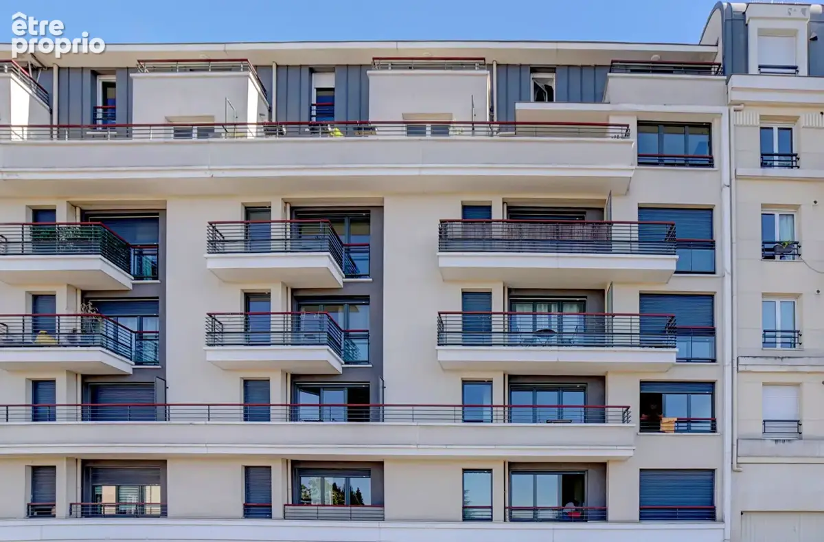 Appartement SURESNES 2 pièce(s) 38.2 m2 - photo 12
