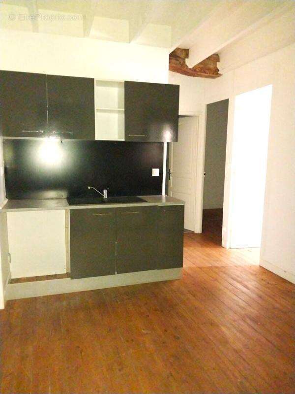 Appartement à COUTRAS