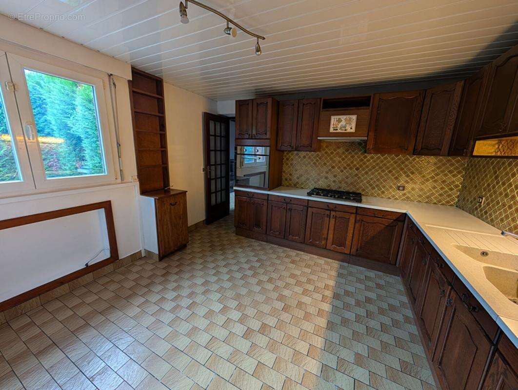 Maison à FACHES-THUMESNIL