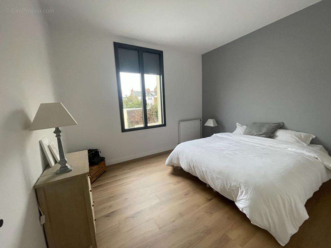 Maison Le Mans 8 pièce(s) 222 m2 - photo 9