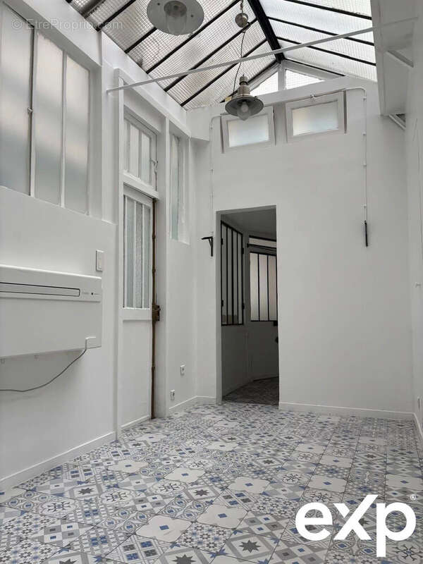 Commerce à PARIS-3E