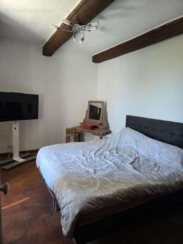TORNAC , Maison en pierres de 10 pièces  de 232 M2 dans un quartier calme.   Proche d'Anduze - photo 12