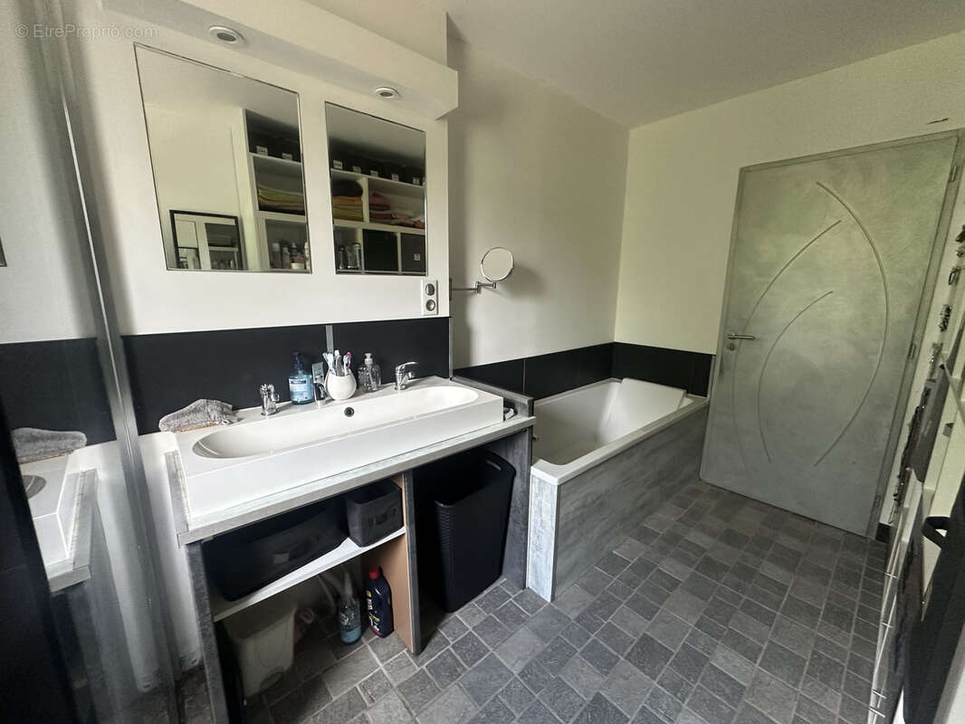 Maison à YSSINGEAUX