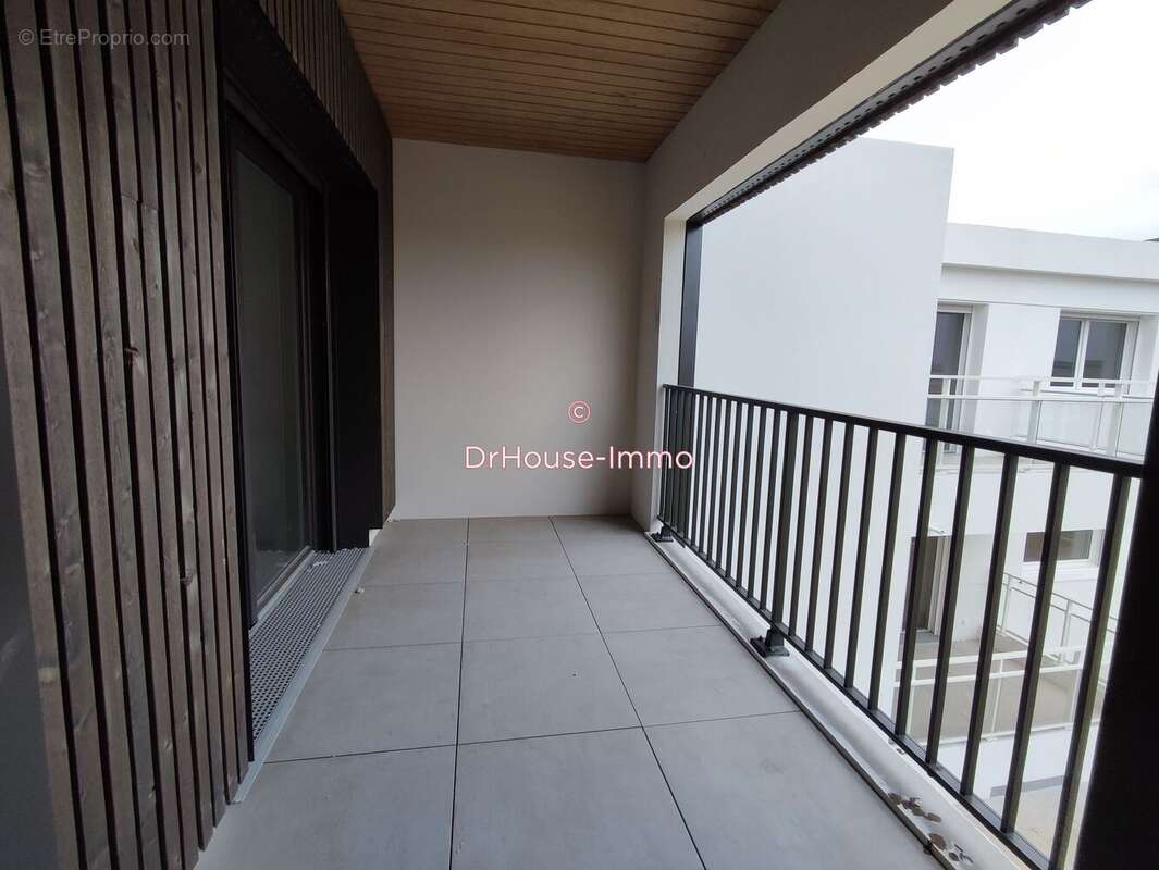 Appartement à MONDEVILLE