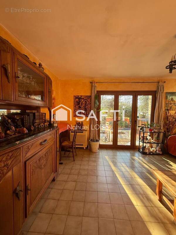 Photo 3 - Maison à VELAUX