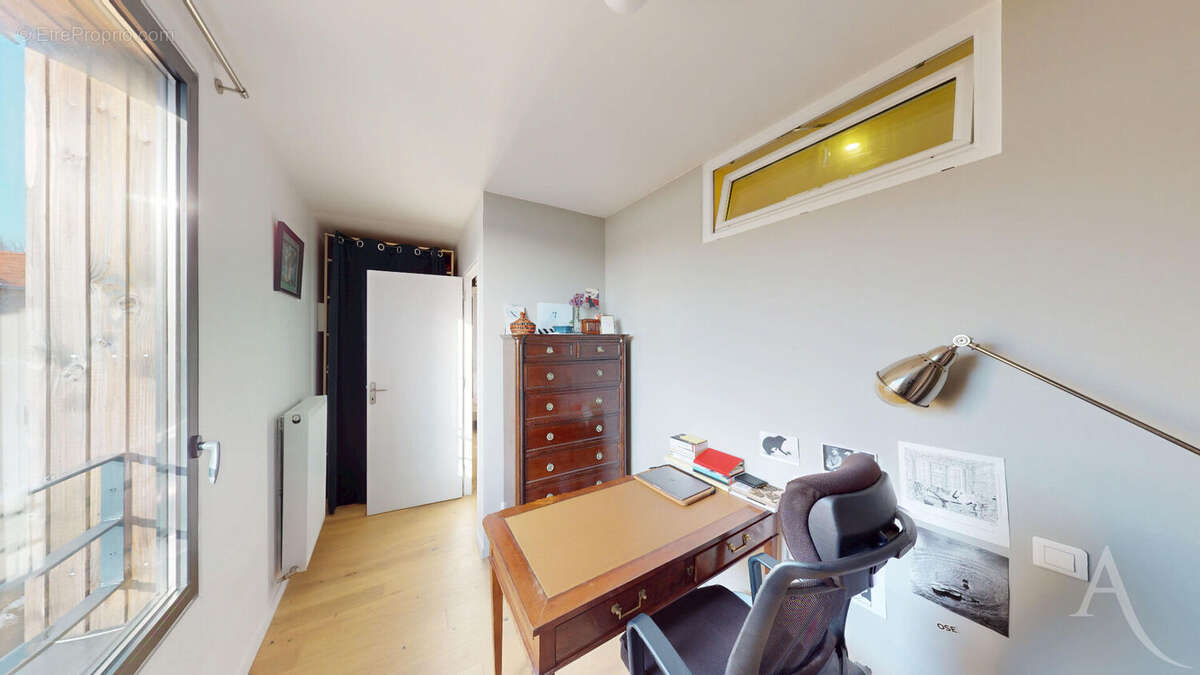 Maison à MONTREUIL