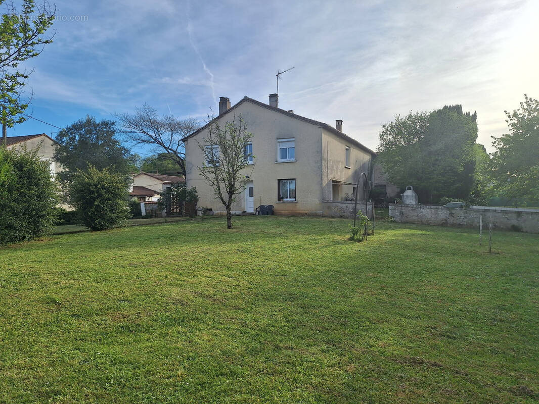 Maison à LA ROCHEFOUCAULD