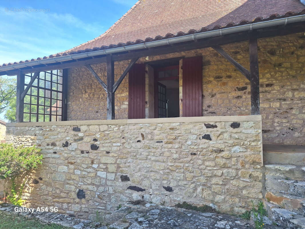 Maison à SAINT-GERMAIN-DE-BELVES