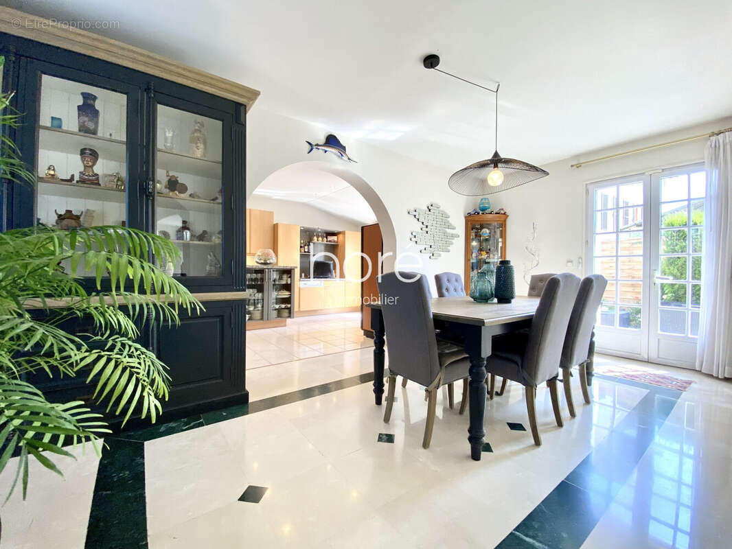 Maison à SAINT-GRATIEN