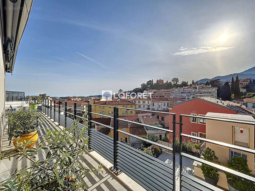 Appartement à MENTON