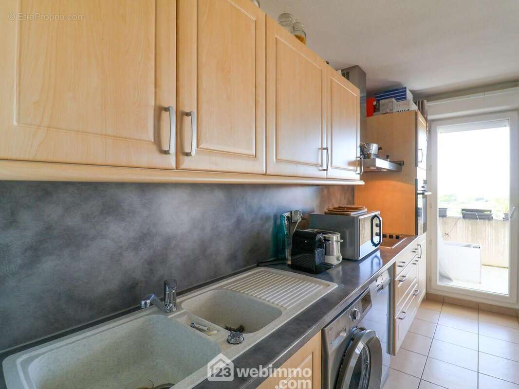 Appartement à MARSEILLE-9E