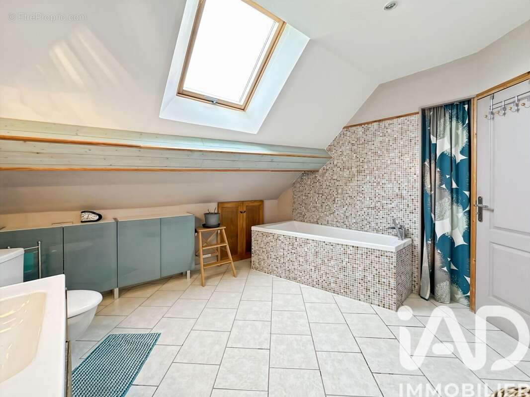 Photo 6 - Maison à LAILLY