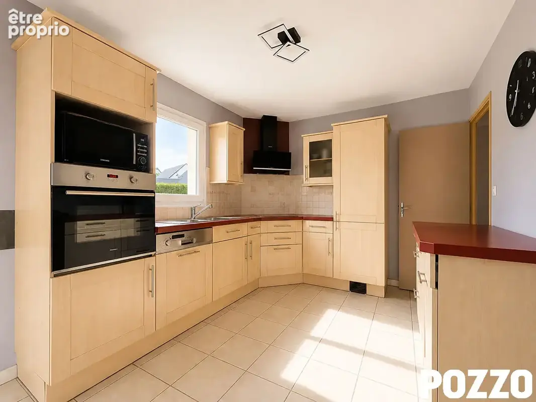 A VENDRE - Maison 106m² - Quartier calme proche des commerces ! - photo 4
