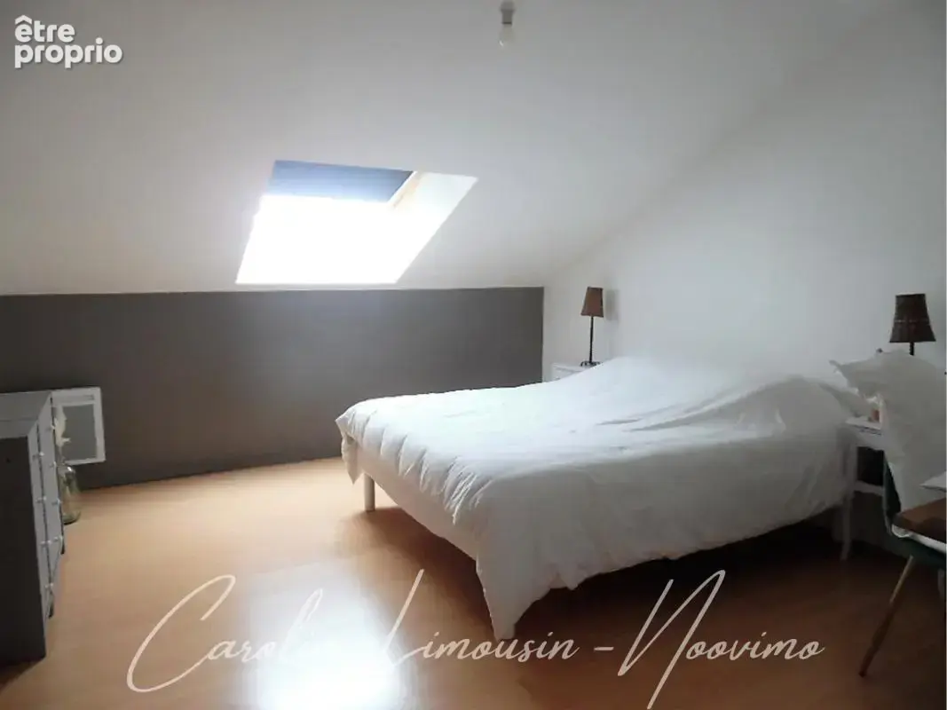 Hyper centre: duplex 2 chambres avec garage et cave - photo 7