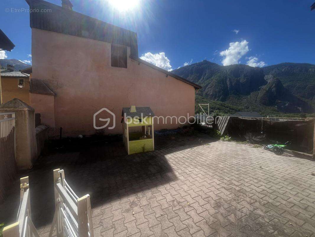 Maison à SAINT-MICHEL-DE-MAURIENNE