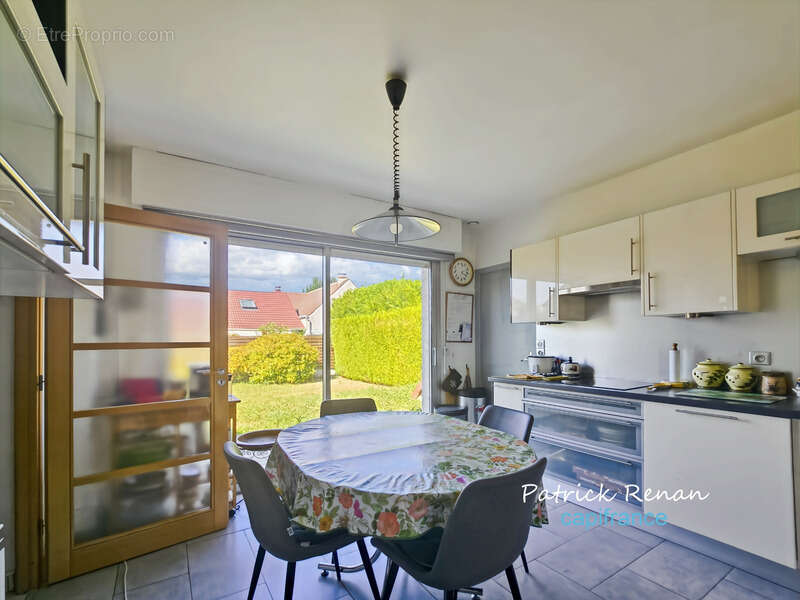 Maison à BOIS-D'ARCY