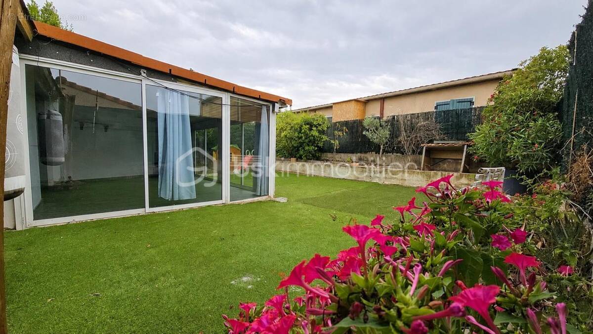 Maison à LE CASTELLET