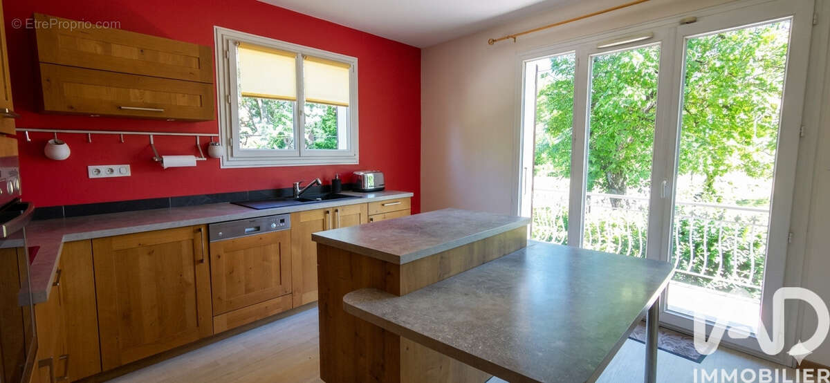Photo 4 - Maison à BRIE-ET-ANGONNES
