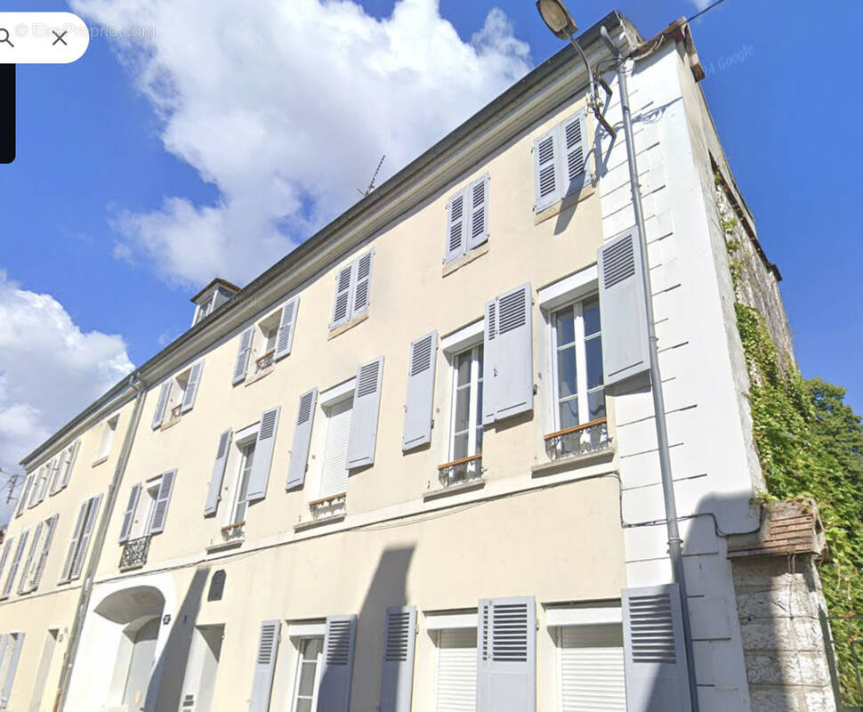 Appartement à FONTAINEBLEAU