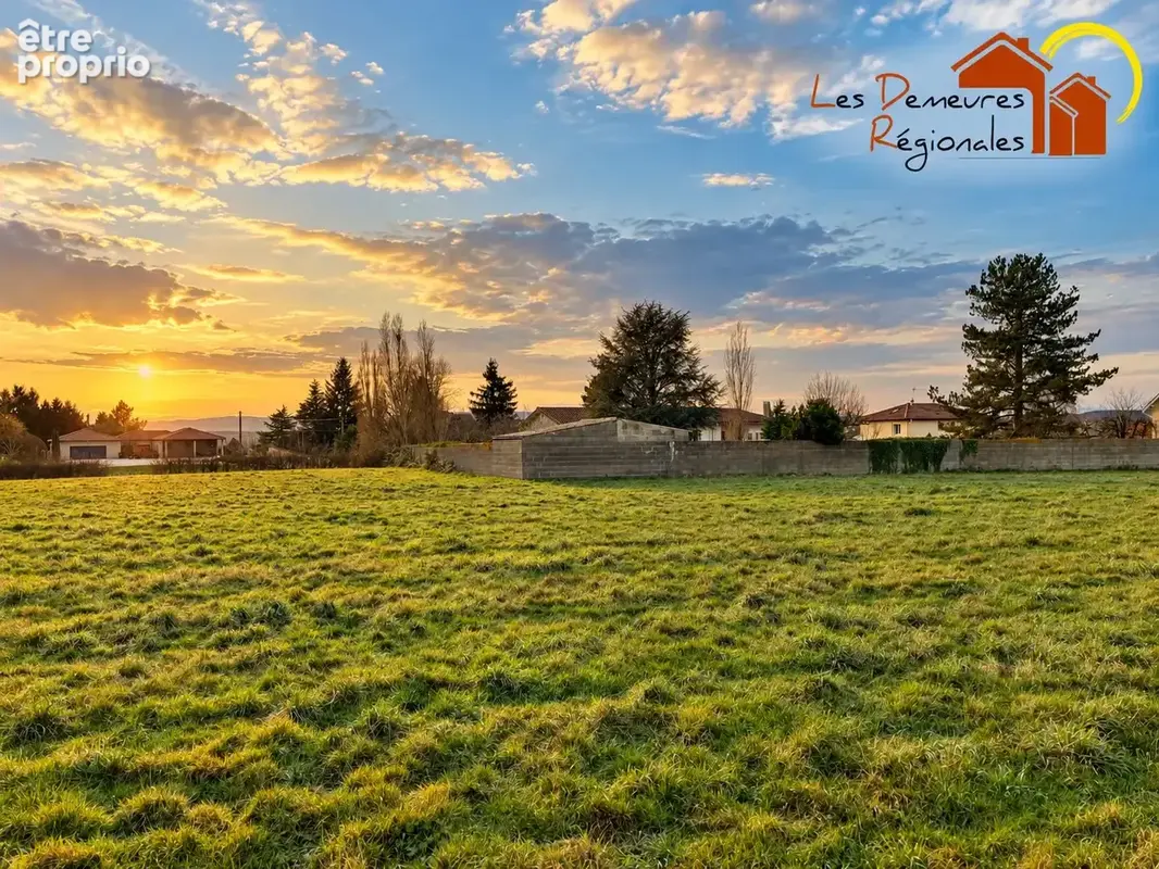 Terrain à bâtir de 750 m² à MARCIGNY (71) - photo 3