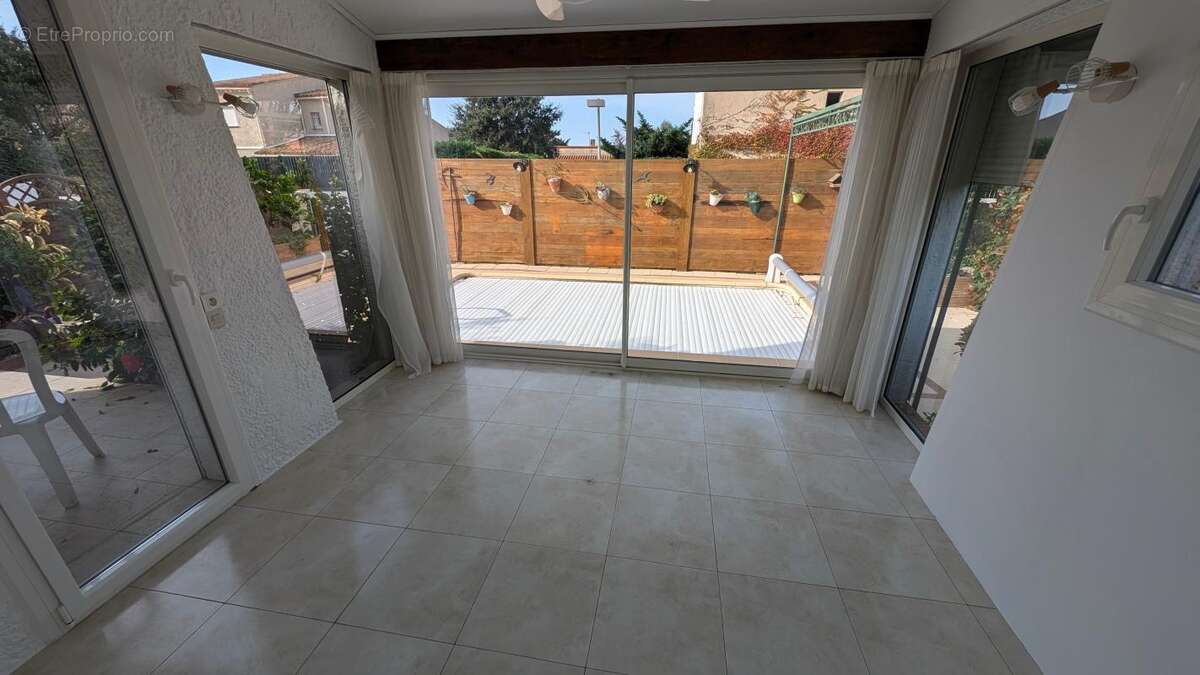 Maison à SIX-FOURS-LES-PLAGES