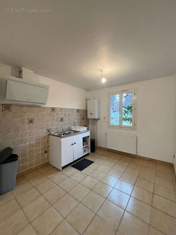 Maison à CREPY-EN-VALOIS