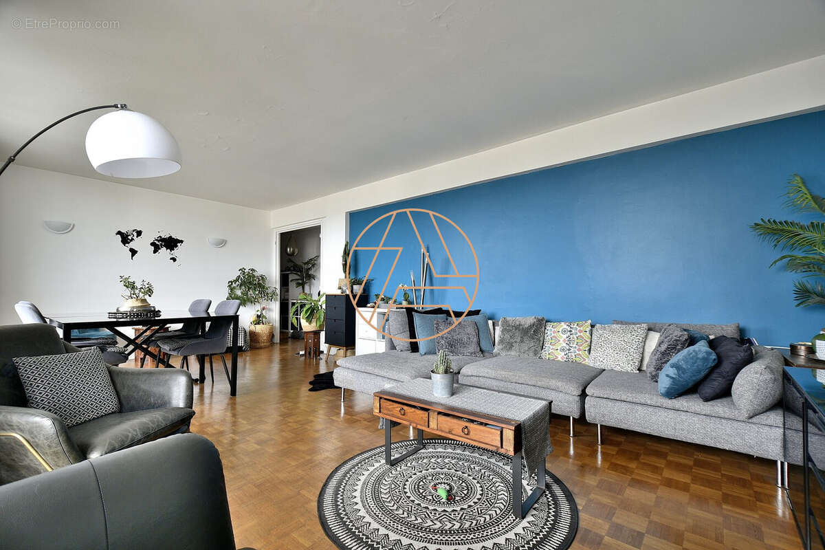 Appartement à SAINT-MAUR-DES-FOSSES