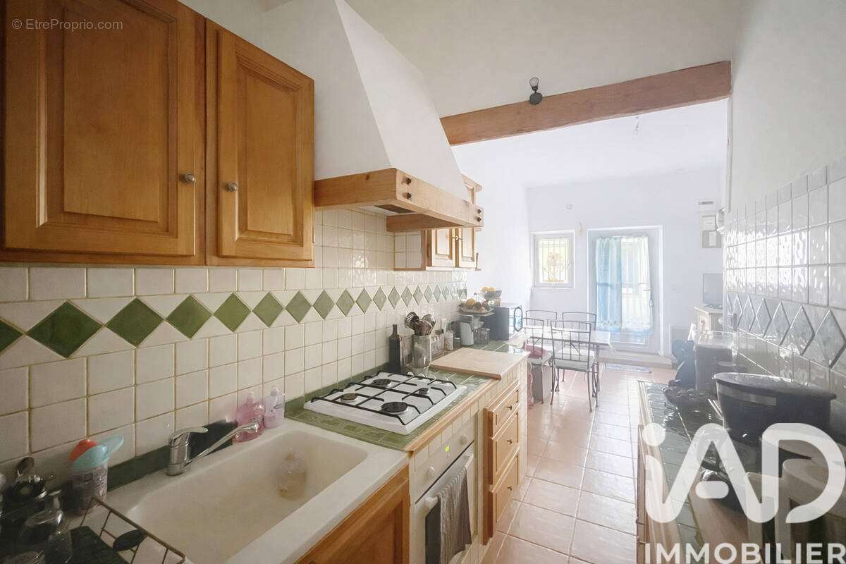 Photo 1 - Maison à LAMBESC