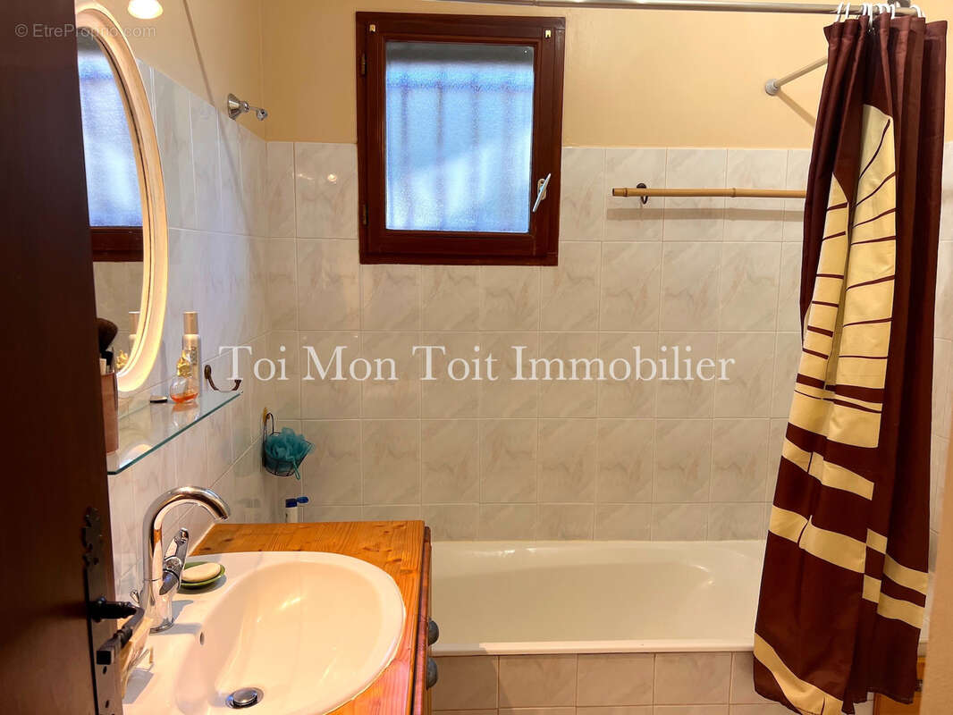 Maison à LOGRIAN-FLORIAN