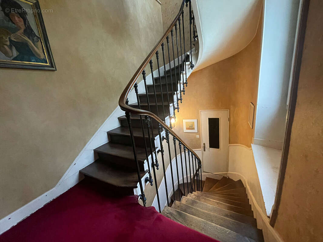 Maison à COULOMMIERS