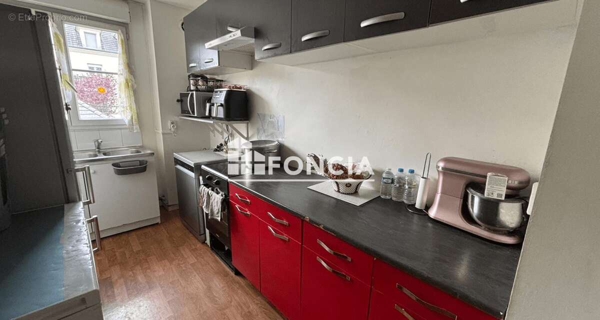 Appartement à SAVIGNY-LE-TEMPLE