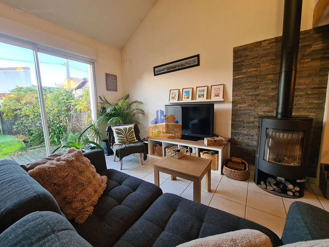 Maison à LA MONTAGNE