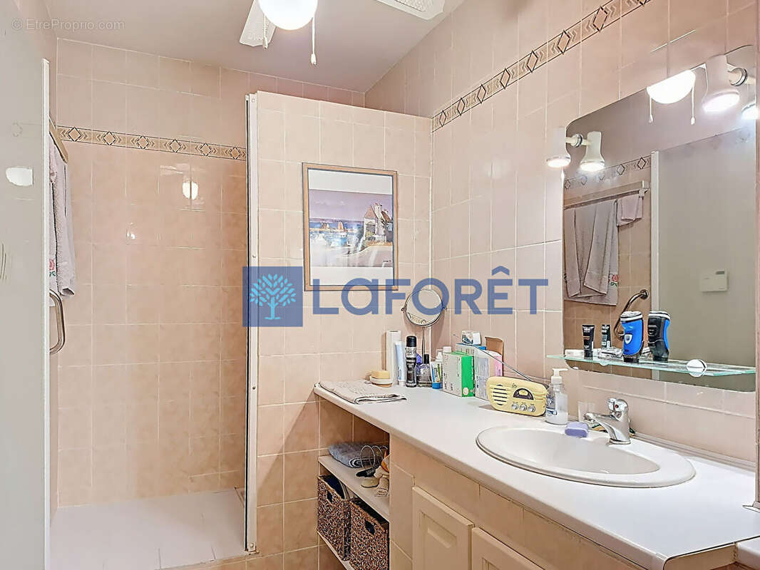 Appartement à LA VALETTE-DU-VAR