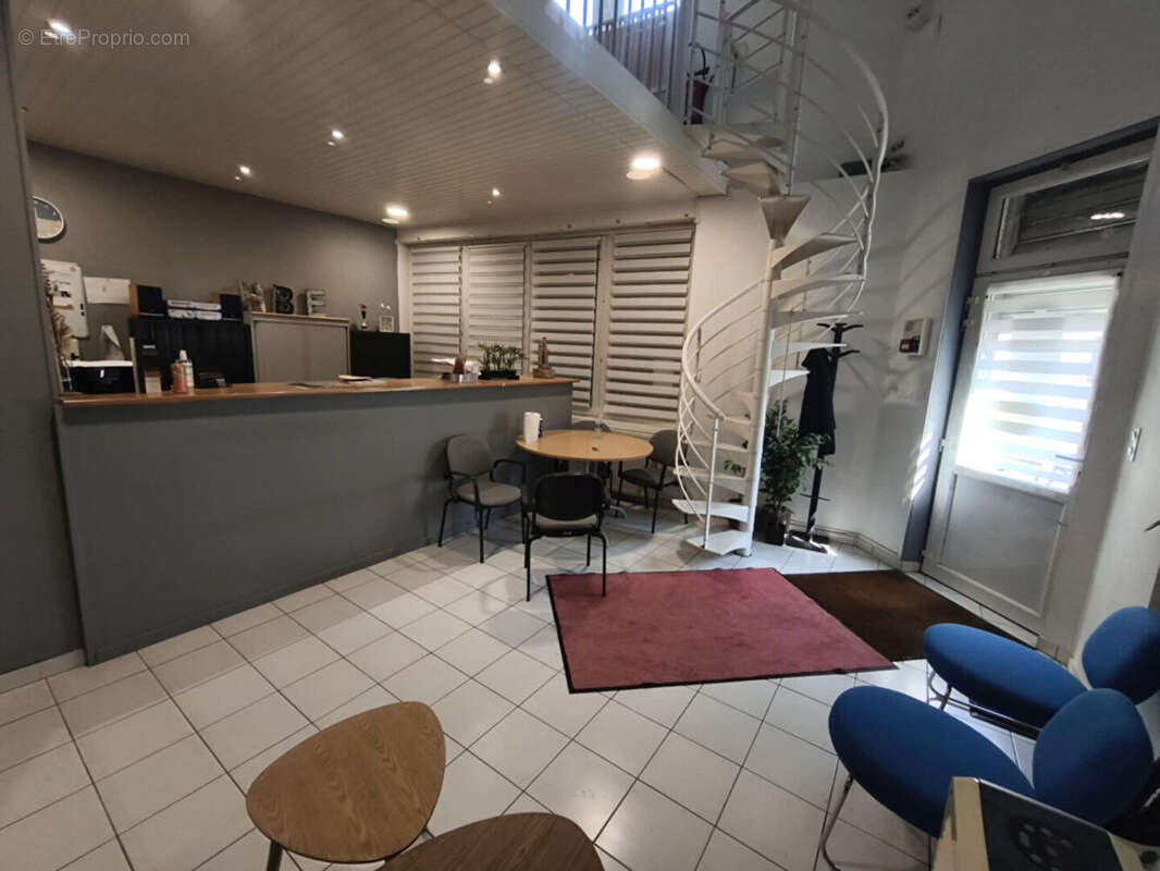 Commerce à VALENCIENNES