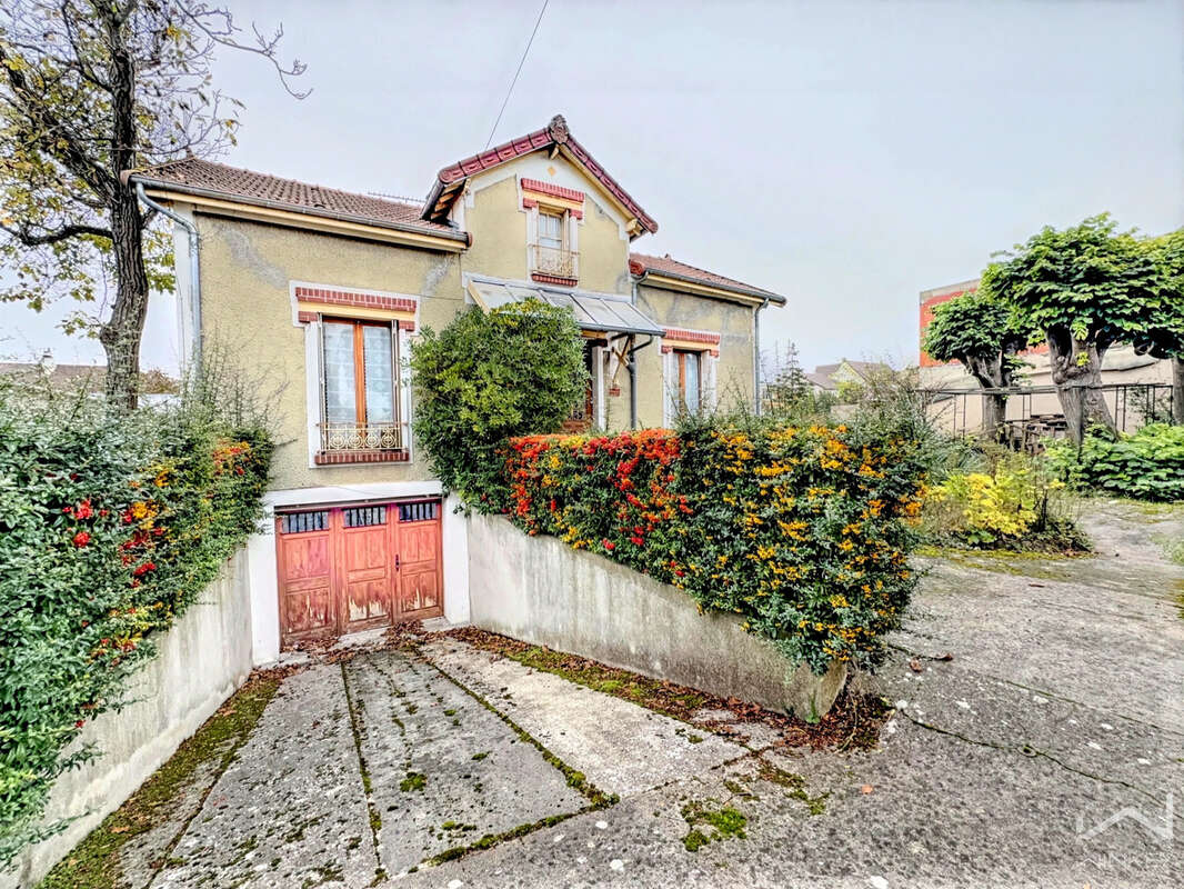 Maison à CHAMPIGNY-SUR-MARNE