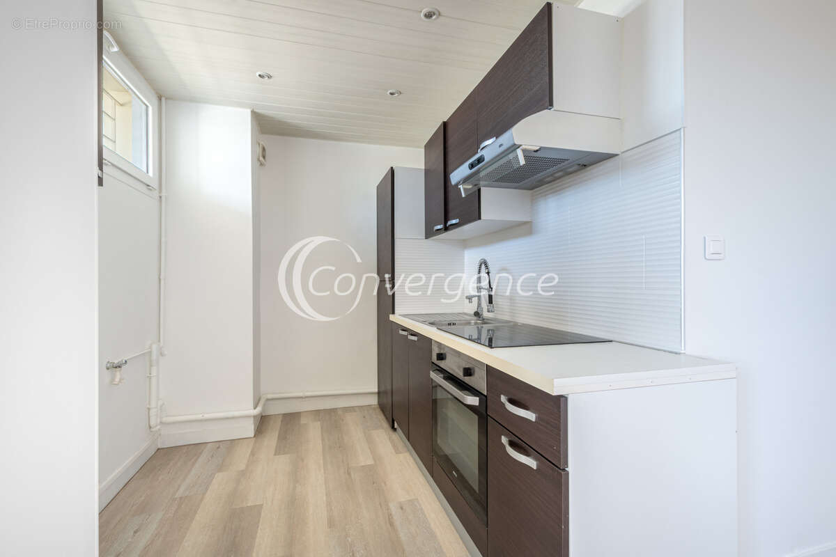 Appartement T4 rénové avec 3 chambres et ascenseur - photo 11