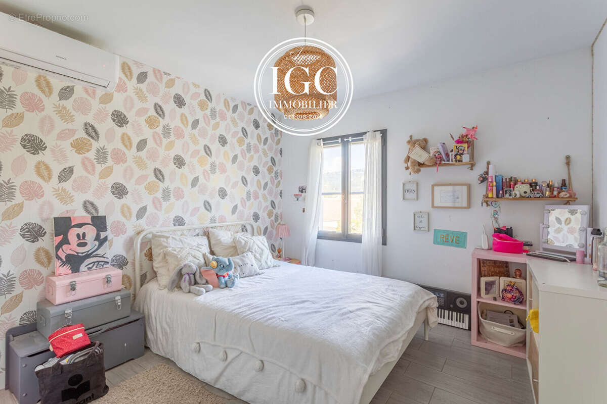 Maison à ENSUES-LA-REDONNE