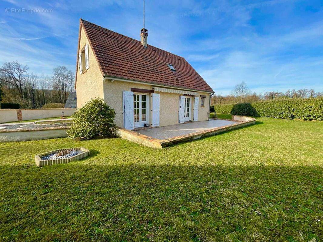 Maison à ANGICOURT