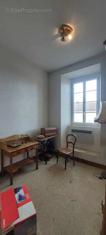 Maison à BRILLAC