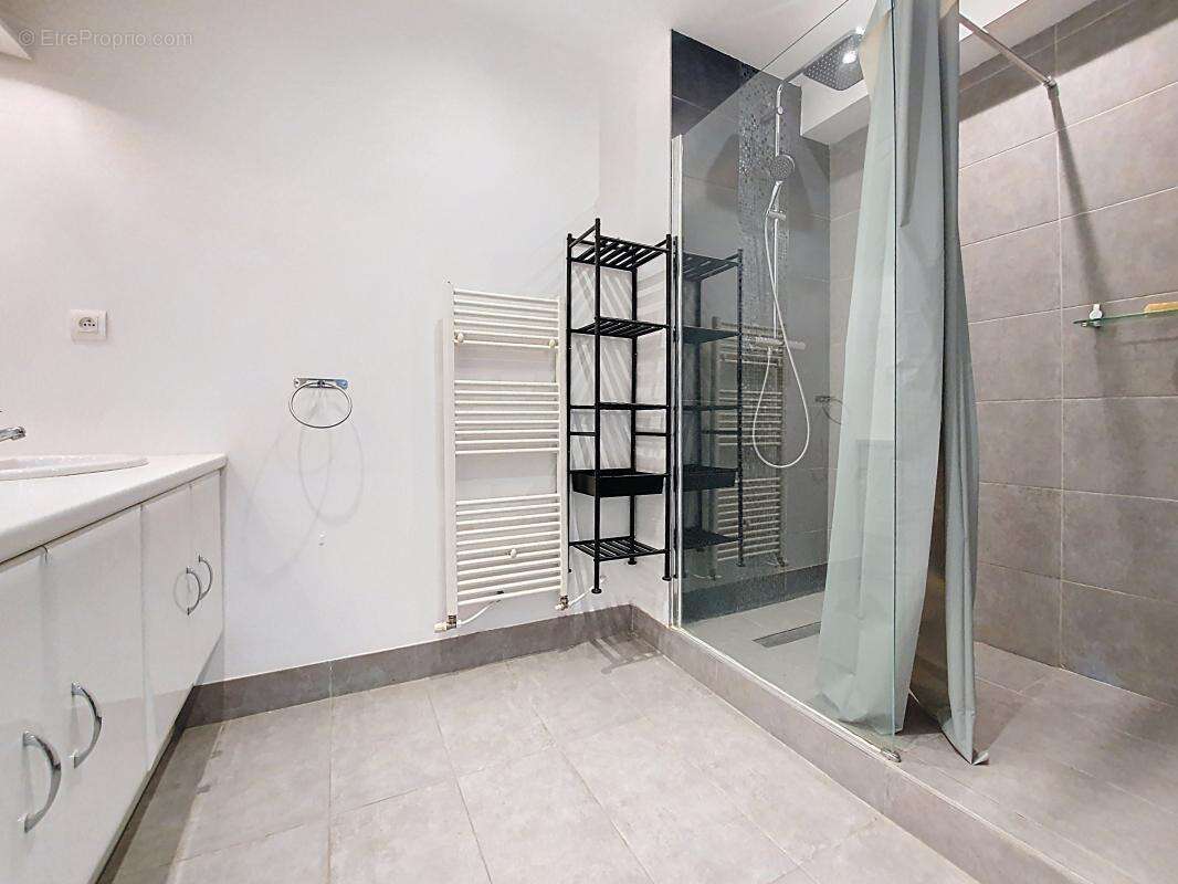 Appartement à CHASSE-SUR-RHONE