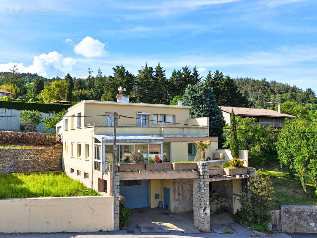 Maison à SAINT-FELICIEN